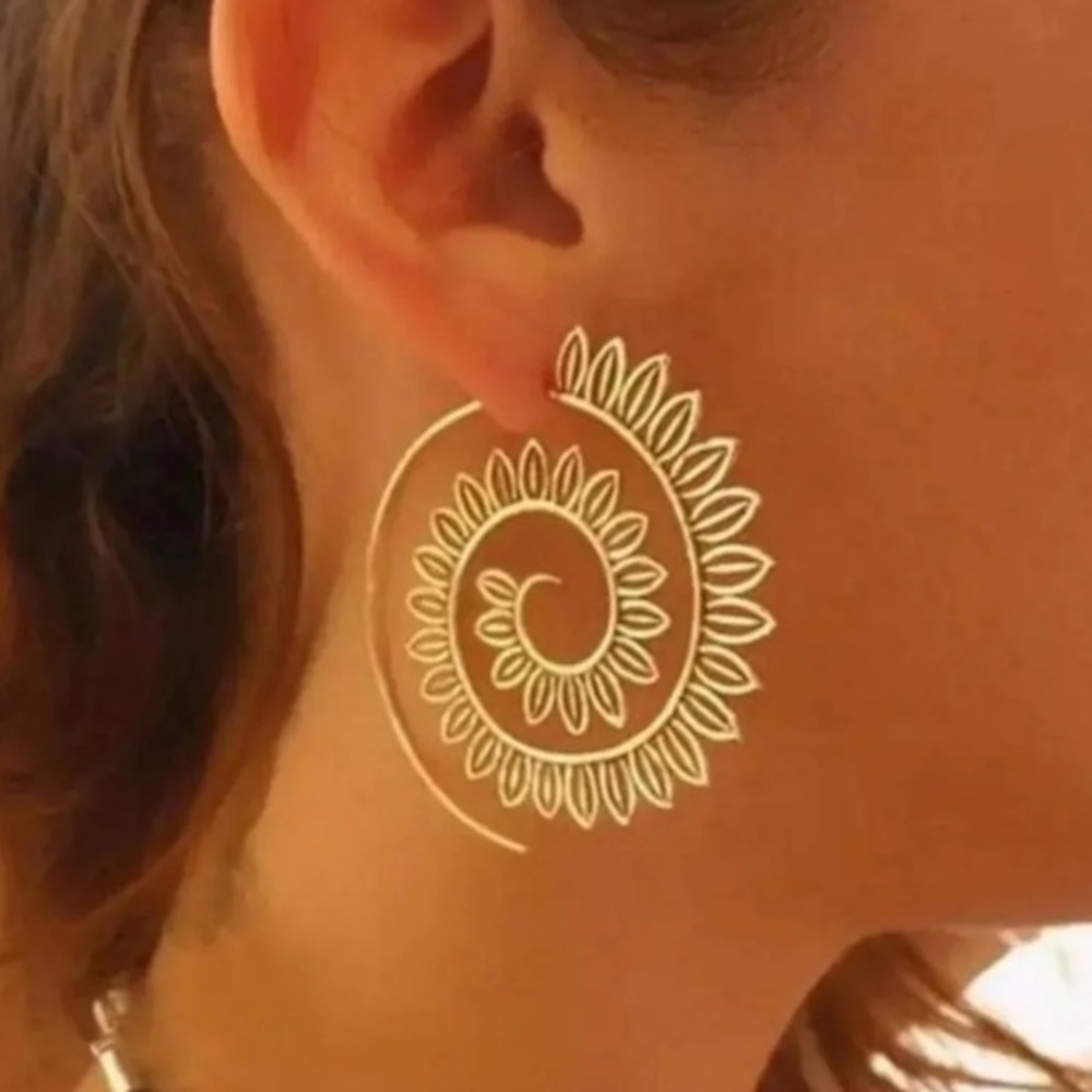 NEW! Gold Boho Spiral Hoop Fashion Earrings